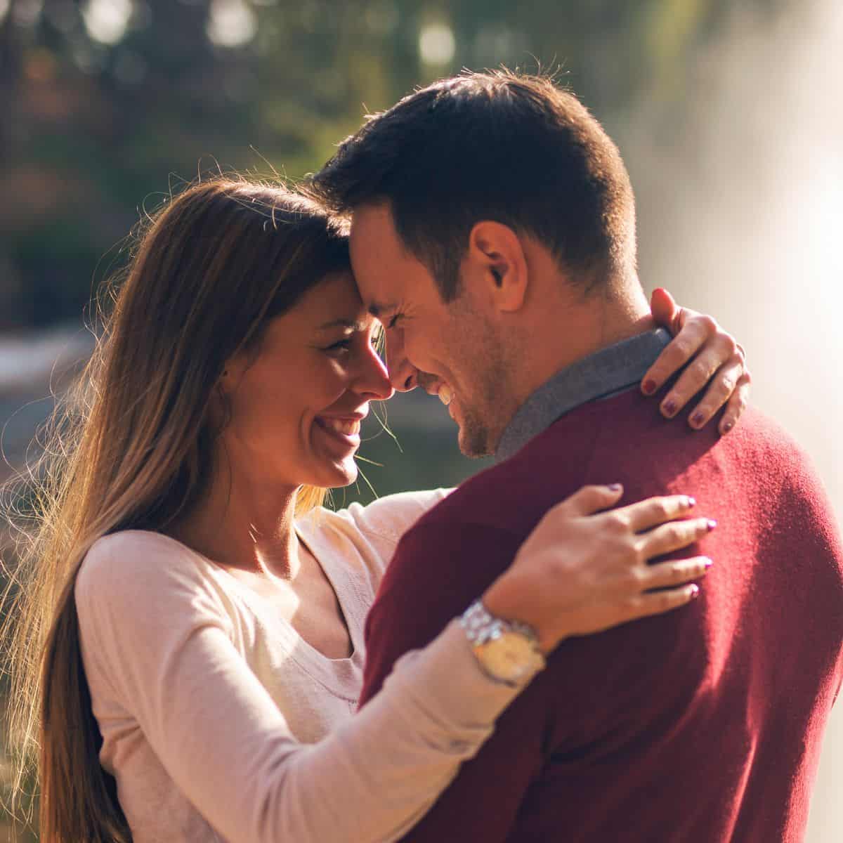 SofiaDate Opinion: A world of Love in hand